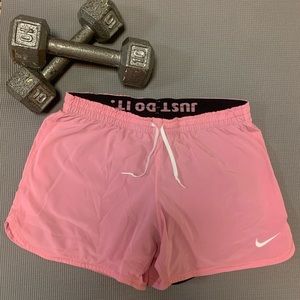 Nike | Flex Essential 2 in 1 Running Short | Pink/Black | W | S